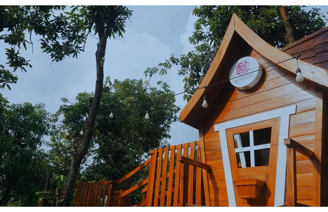 Adhiwangsa Hotel-1